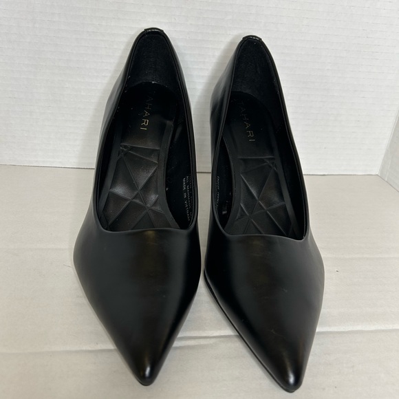 New Tahari Black leather Pumps cushion insole women Size 9 (new without Box.) - Picture 3 of 6